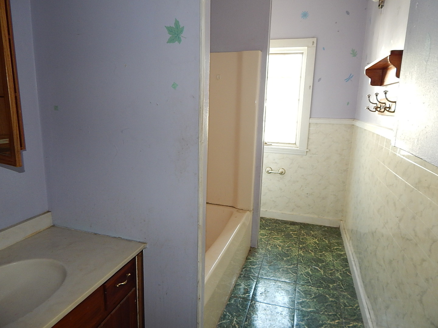 628 W 14th Street Property Photo 5