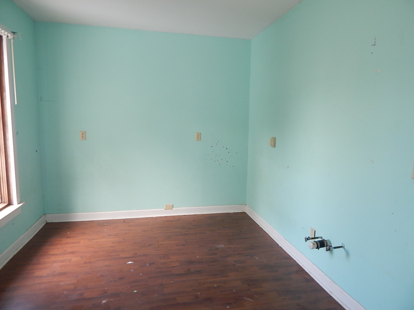 628 W 14th Street Property Photo 6