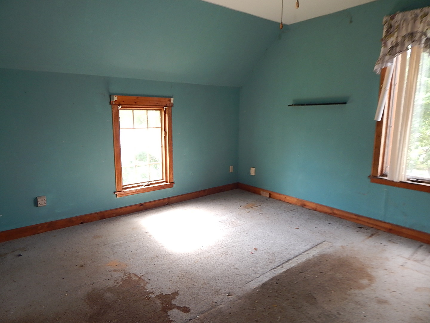 628 W 14th Street Property Photo 10