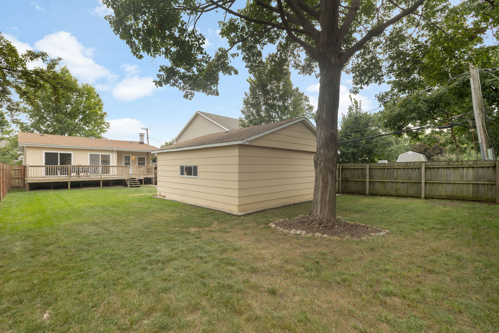 110 E 56th Street Property Photo 17