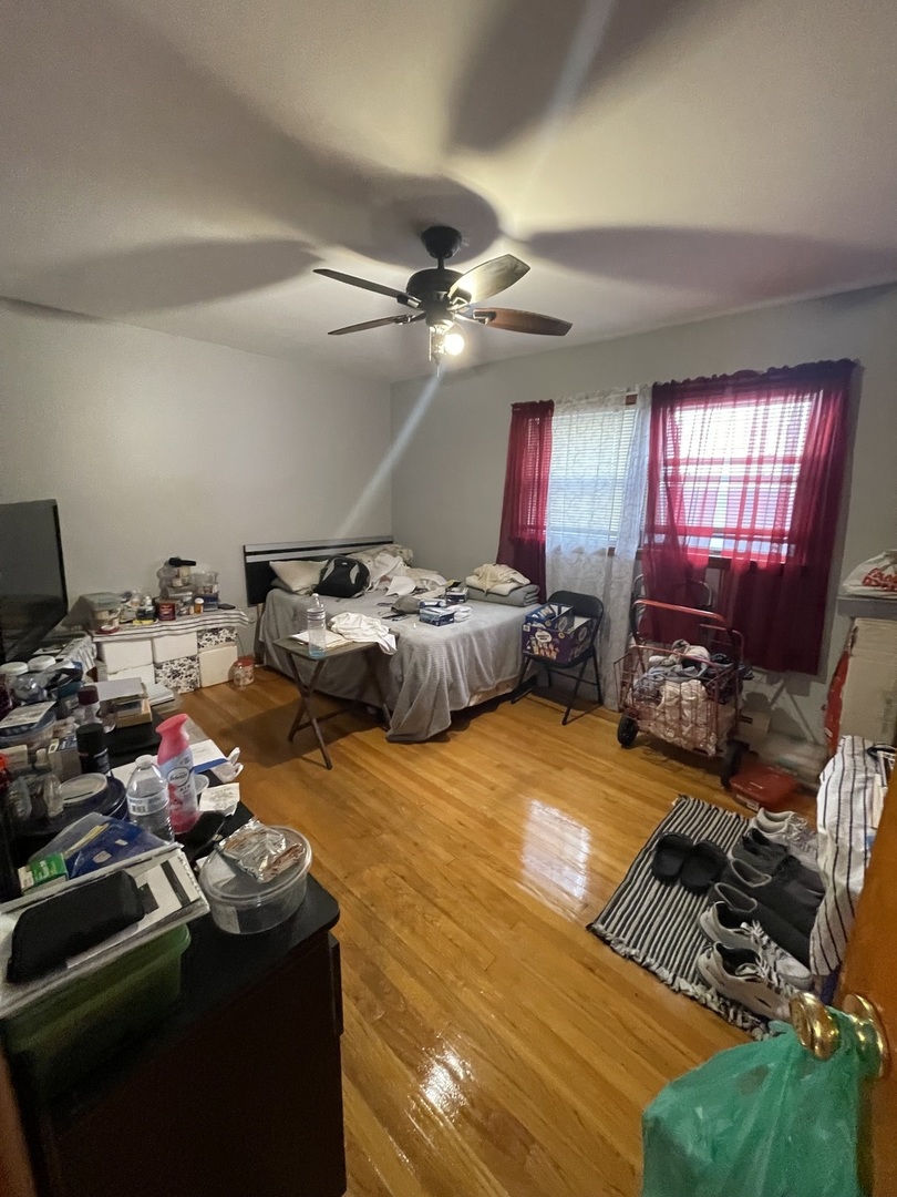 2328 N Lawndale Avenue Property Photo 6