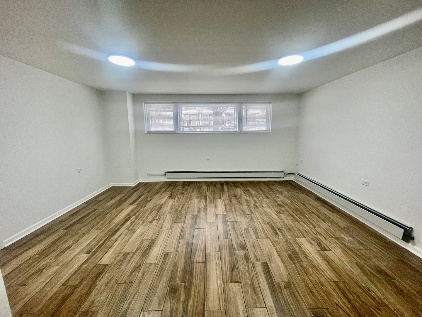 2328 N Lawndale Avenue Property Photo 18