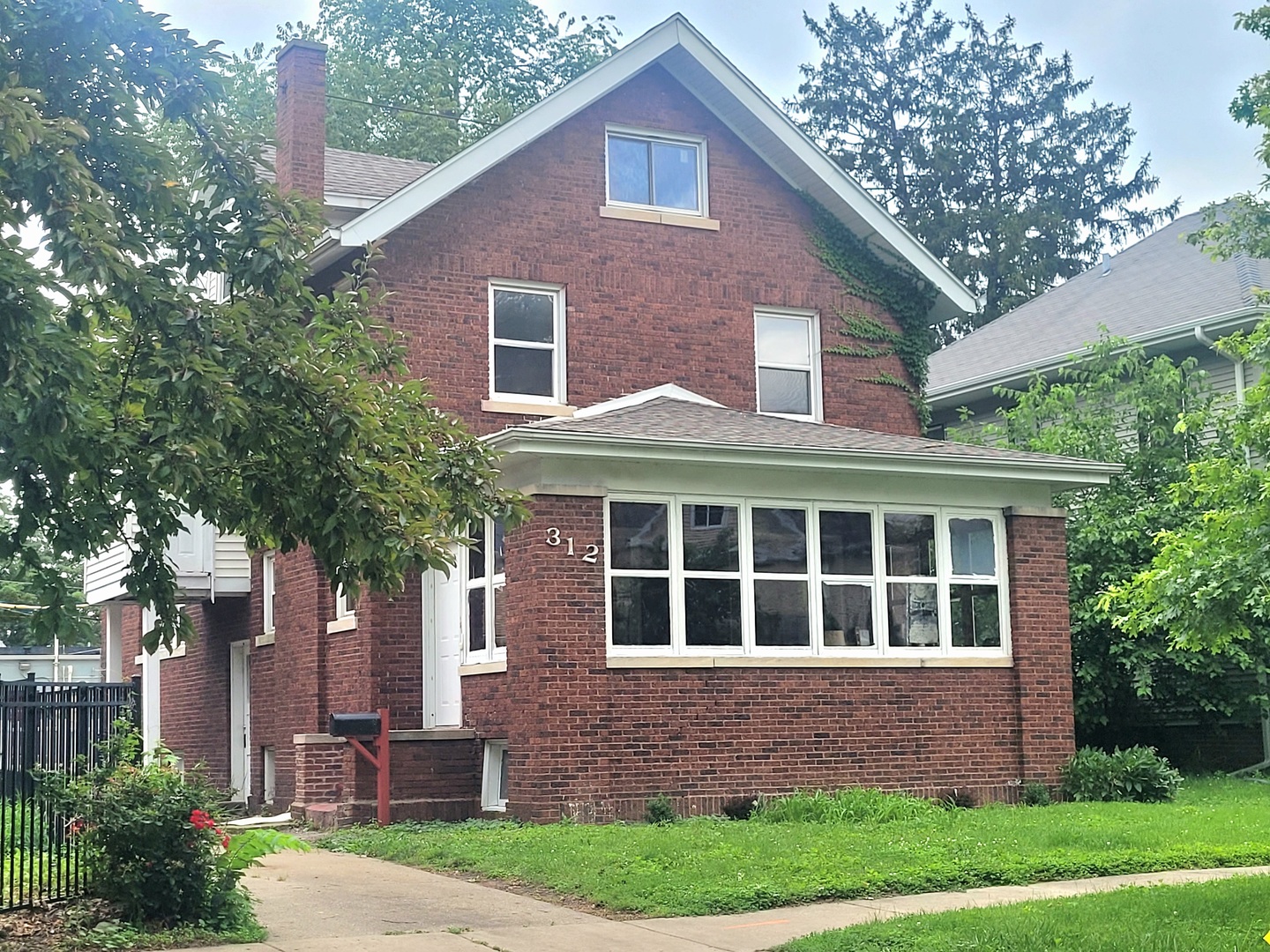 312 W White Street Property Photo 1