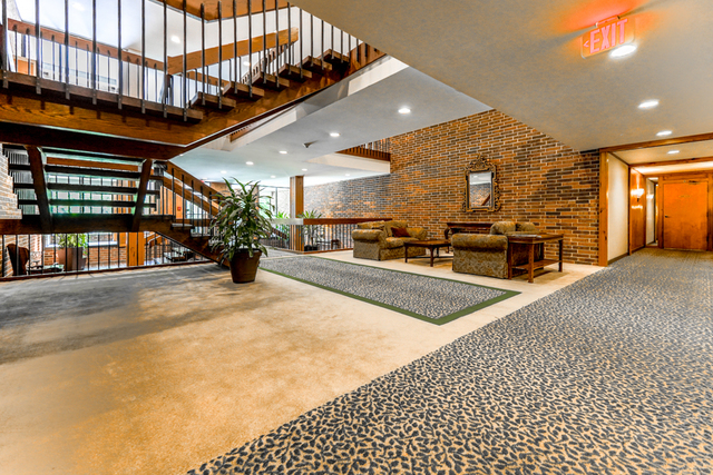 1401 Burr Oak Road 201c Property Photo 10