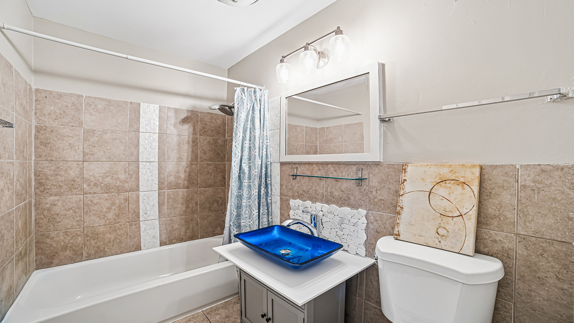 2411 W Balmoral Avenue 3b Property Photo 3