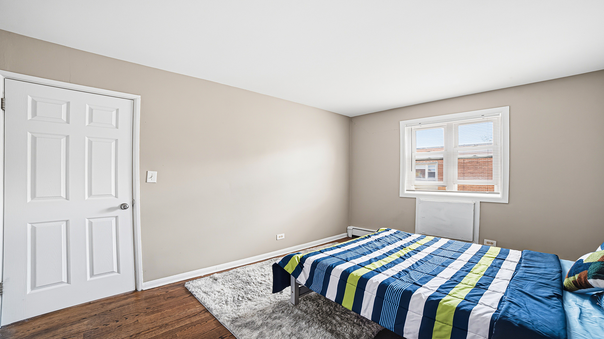 2411 W Balmoral Avenue 3b Property Photo 6