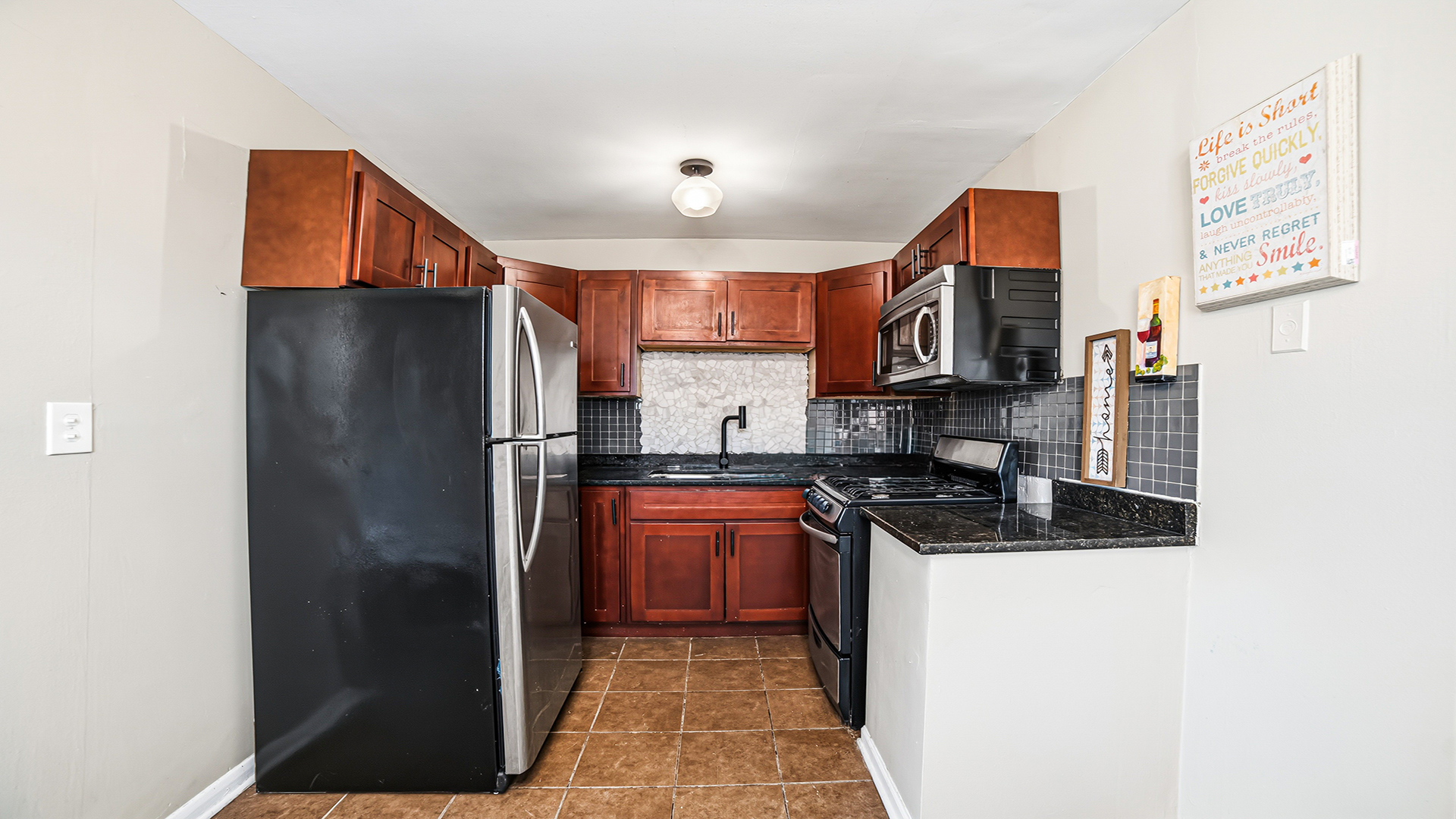 2411 W Balmoral Avenue 3b Property Photo 14