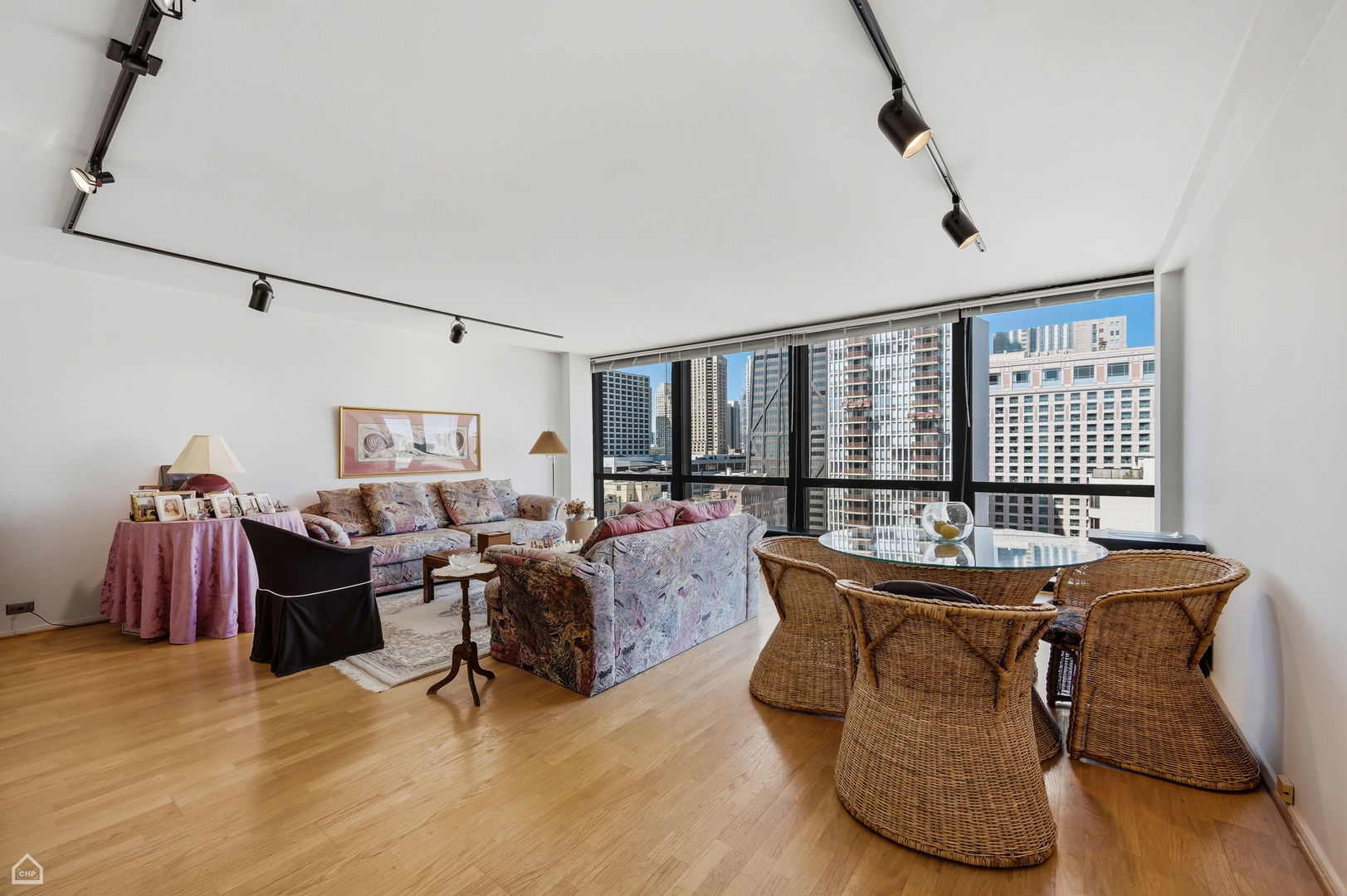 910 N Lake Shore Drive 2518 Property Photo 2
