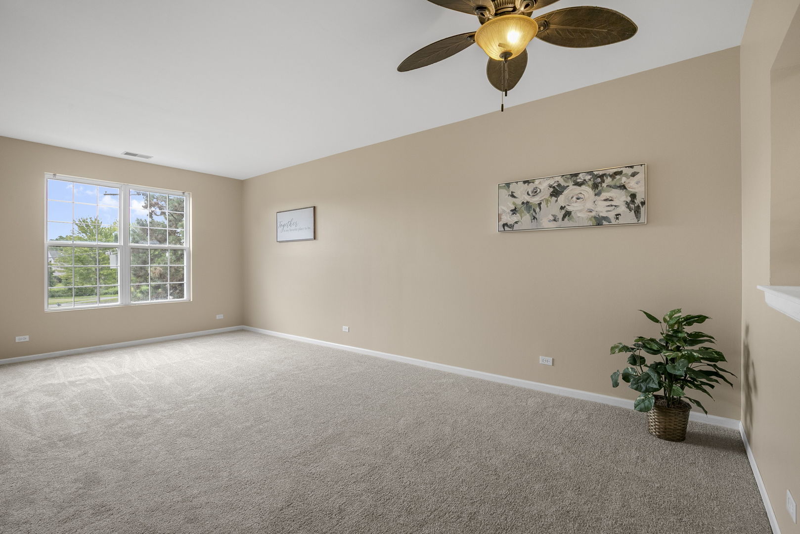 896 Cherry Creek Drive Property Photo 9