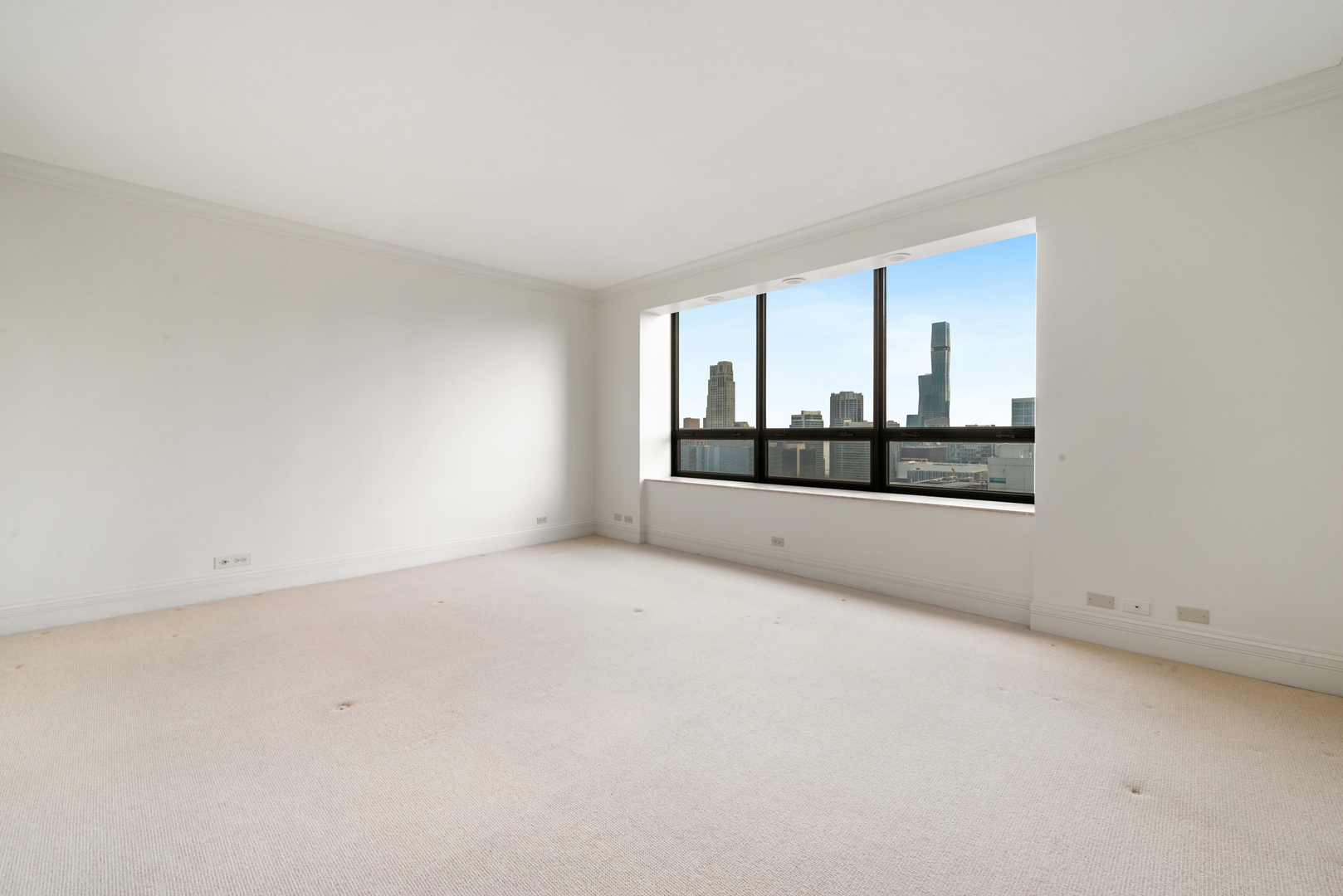 180 E Pearson Street 3707 Property Photo 16