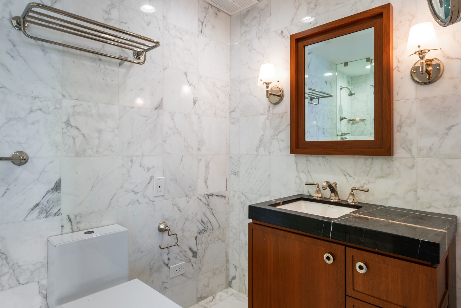 180 E Pearson Street 3707 Property Photo 19
