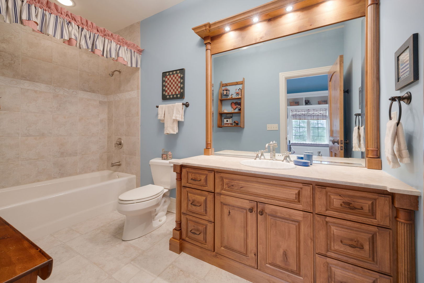 33w551 Hub Road Property Photo 40