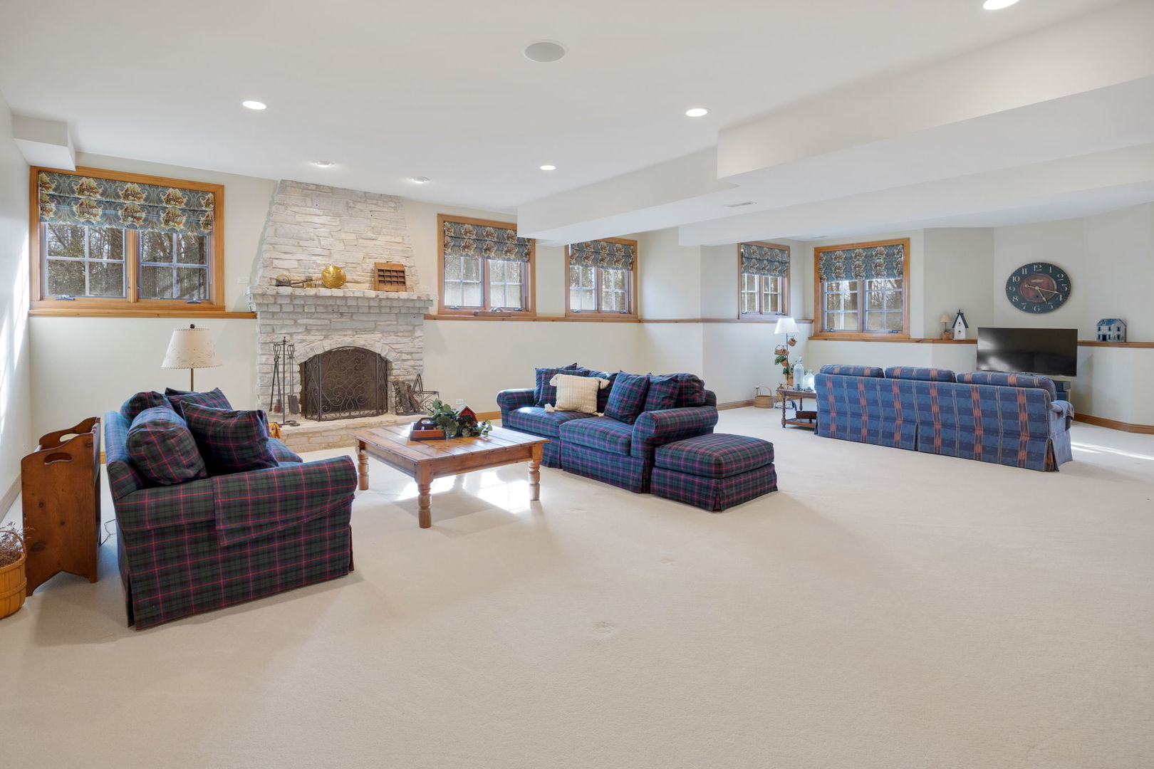 33w551 Hub Road Property Photo 48