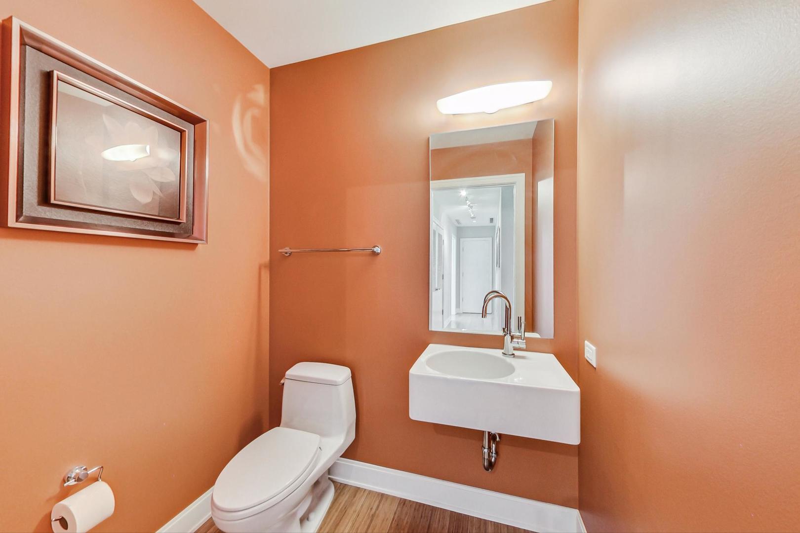 340 E Randolph Street 4901 Property Photo 13