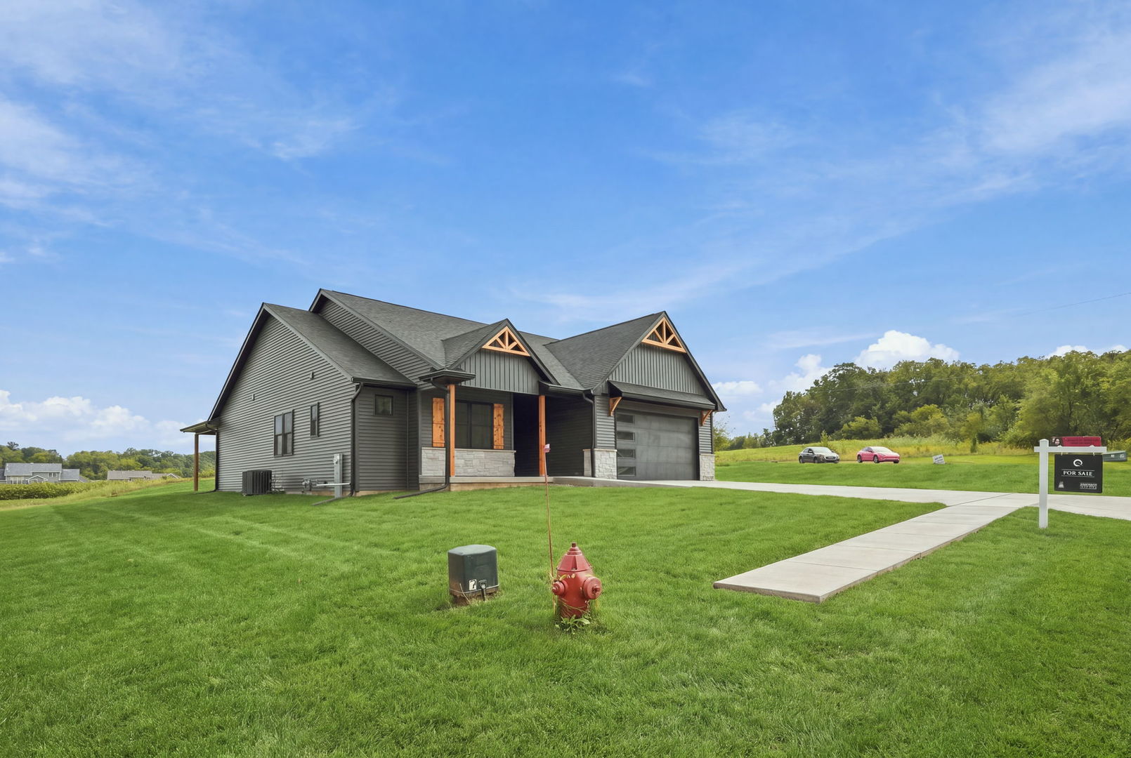 1409 Legends Drive Property Photo 2