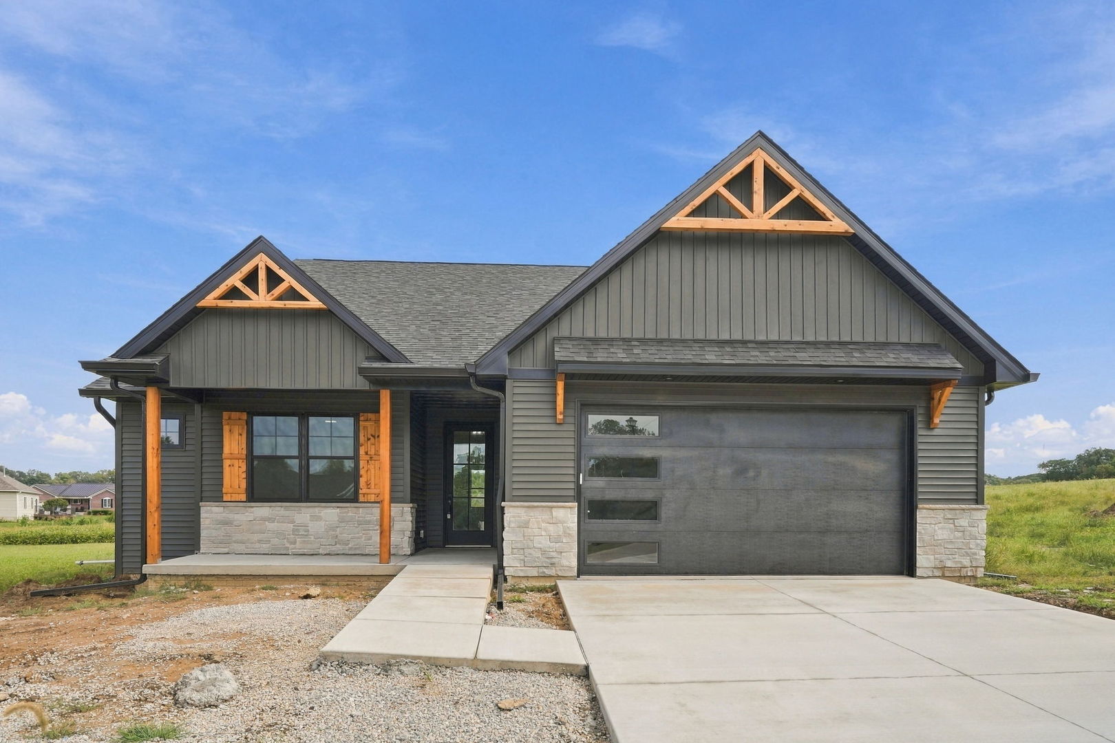 1409 Legends Drive Property Photo 28