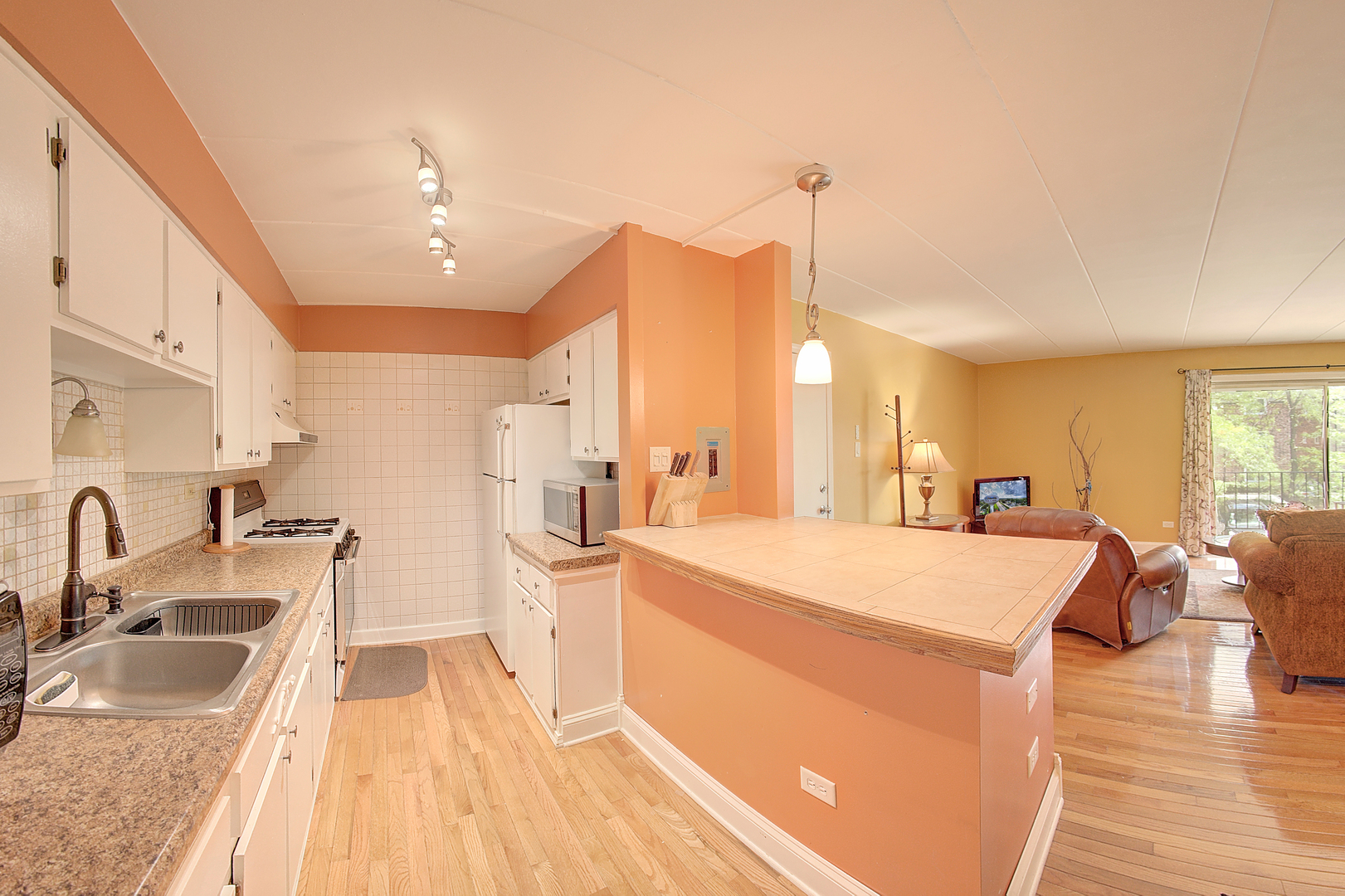 10801 S Keating Avenue 2se Property Photo 8