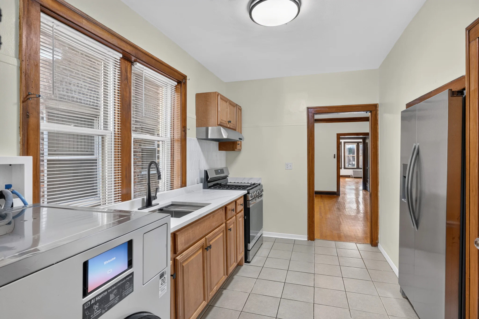 7324 S Maplewood Avenue 1 Property Photo 4