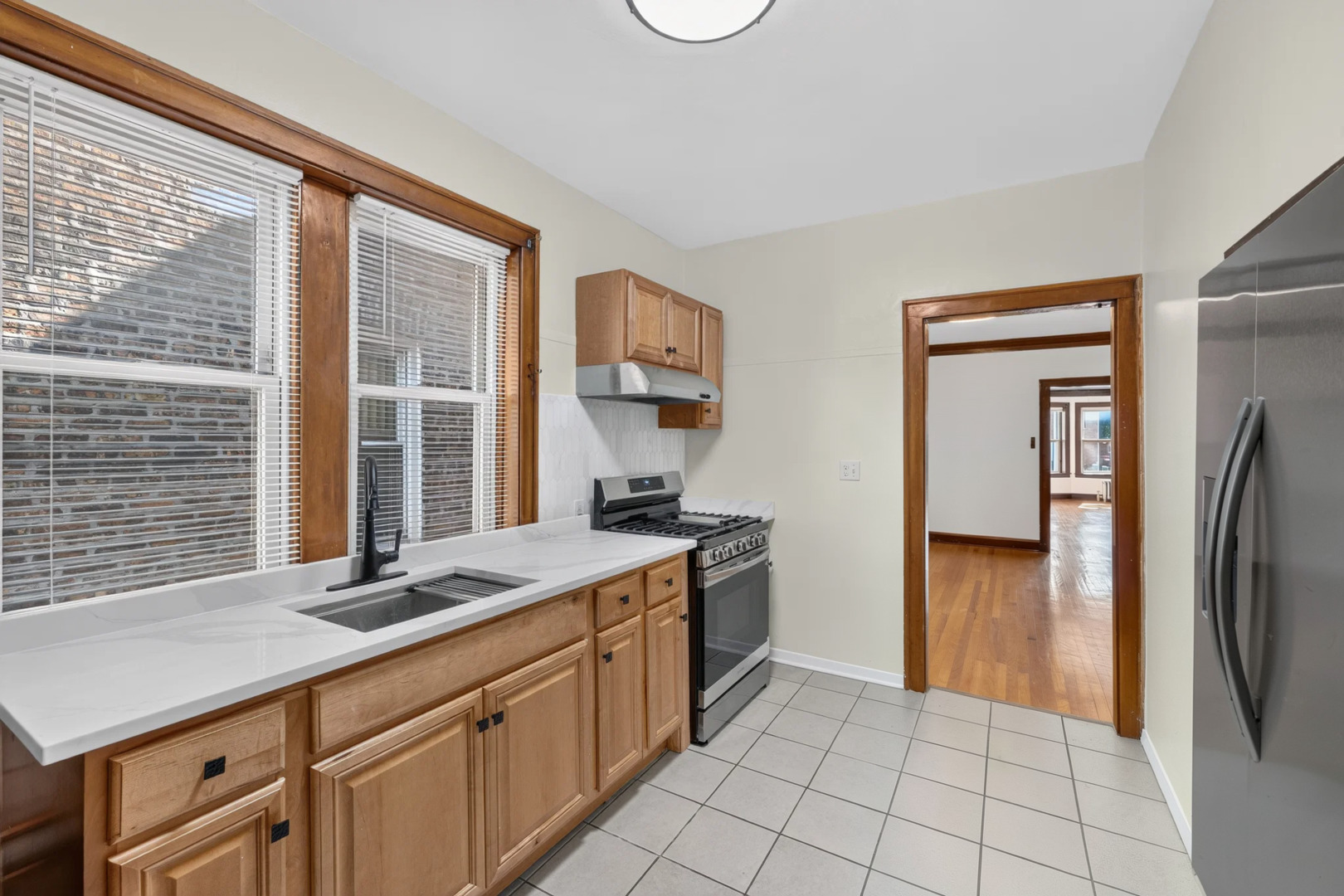 7324 S Maplewood Avenue 1 Property Photo 6