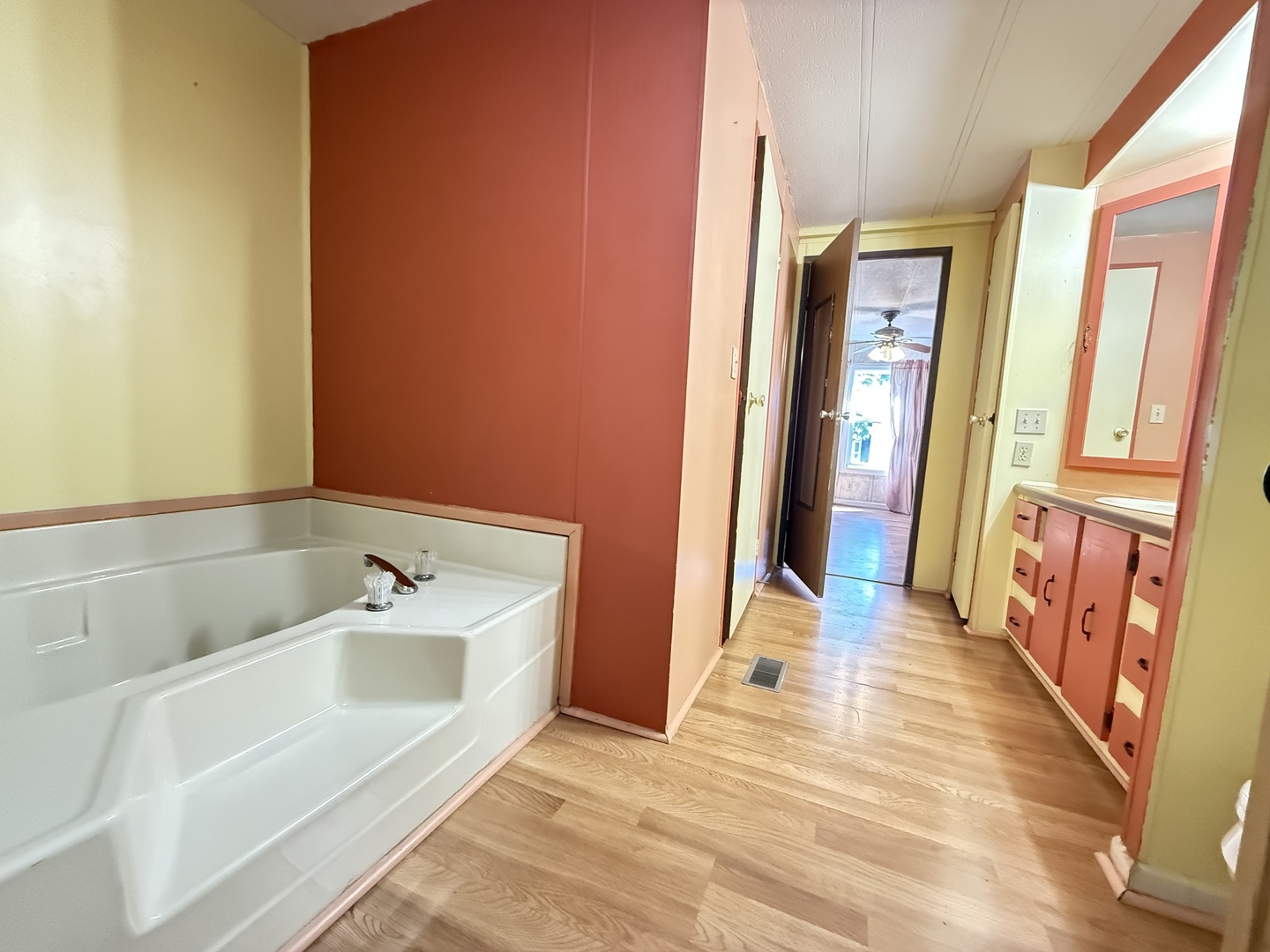 462 Huntsbridge Road Property Photo 17