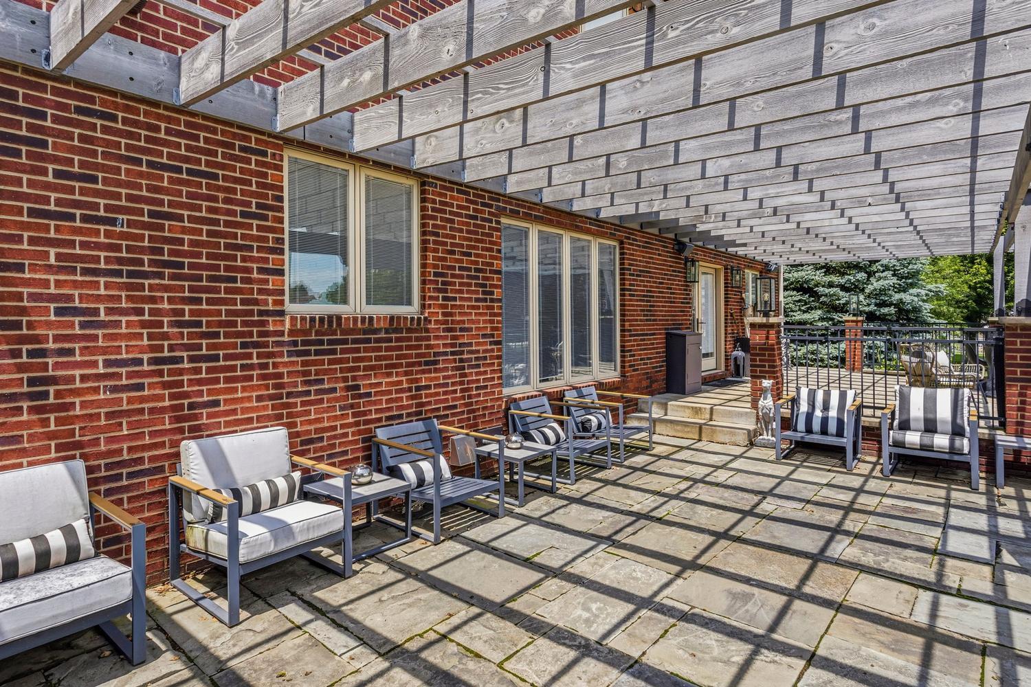 2102 Belmont Park Lane Property Photo 46