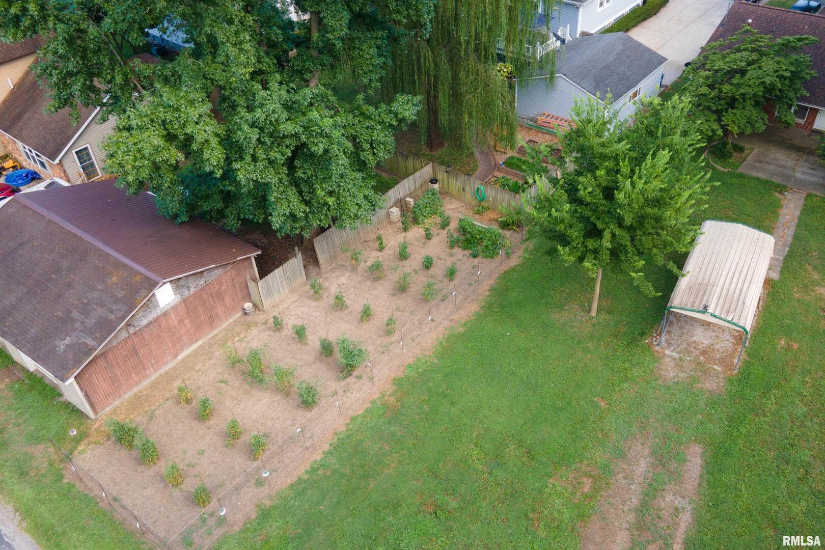 540 E Main Street Property Photo 44