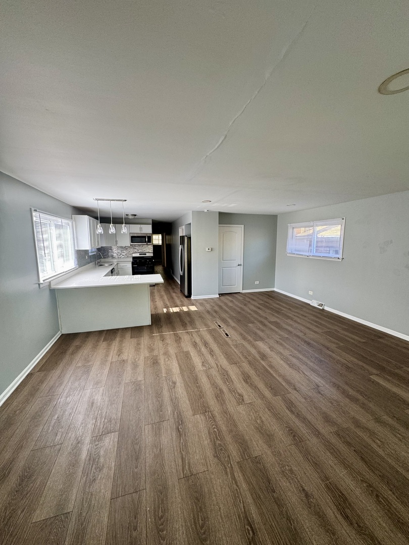 1102 W 111th Street Property Photo 2