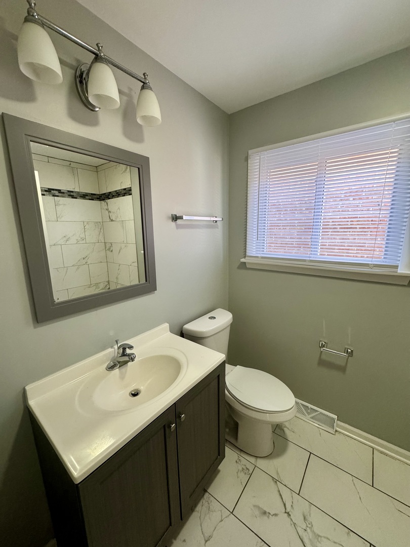 1102 W 111th Street Property Photo 12