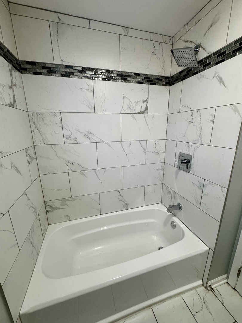 1102 W 111th Street Property Photo 13