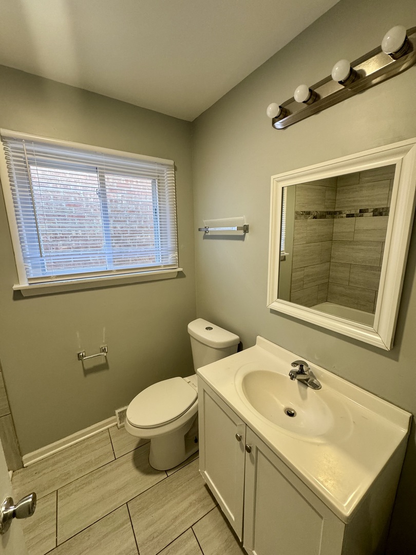1102 W 111th Street Property Photo 14