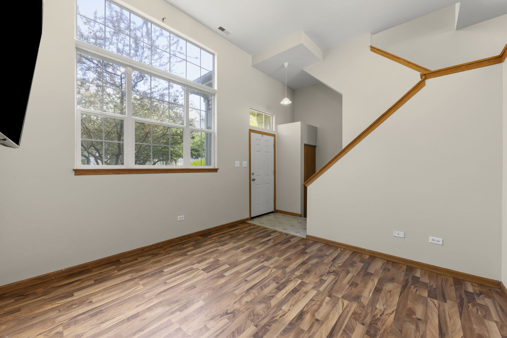 2671 Canyon Drive Property Photo 4