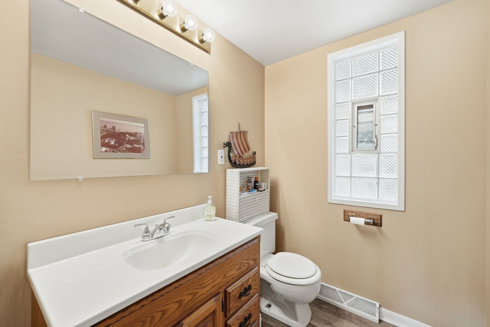 1200 175th Street Property Photo 12
