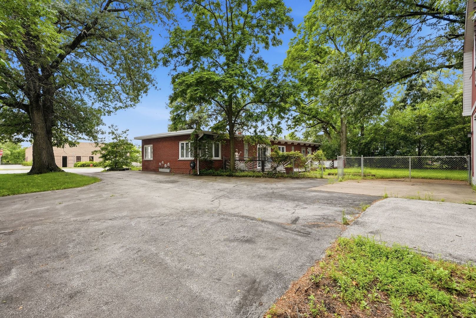 1200 175th Street Property Photo 15