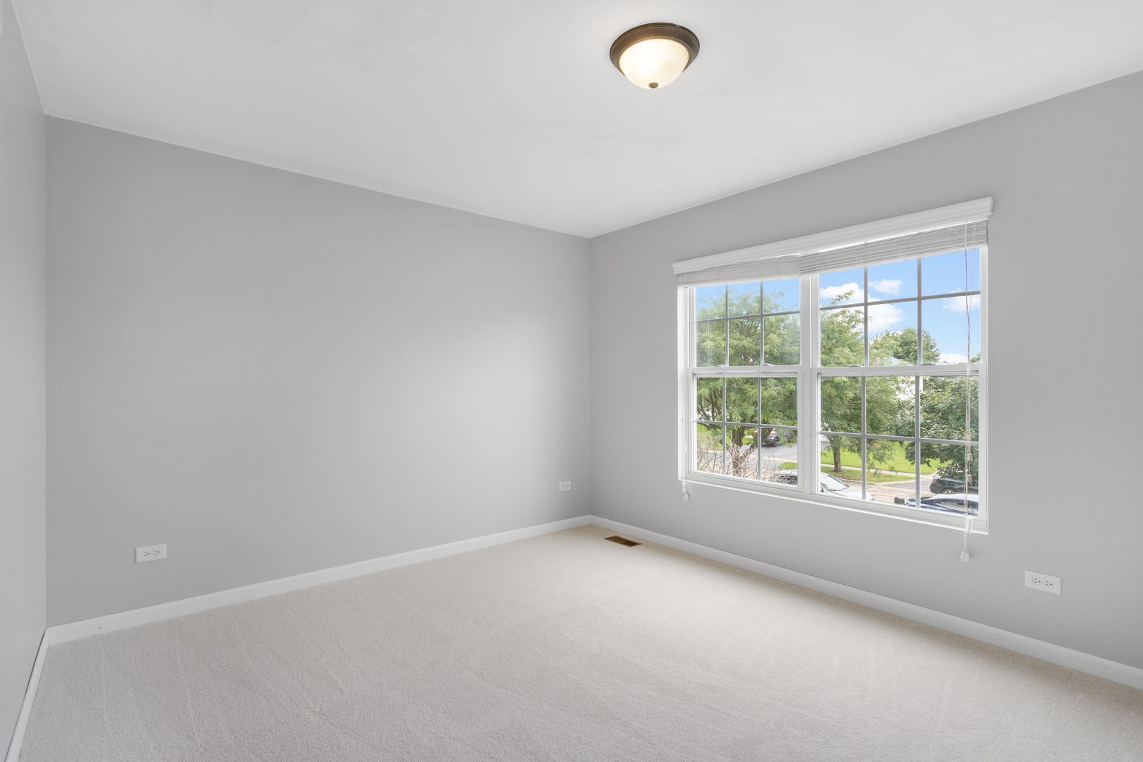 1945 W Helen Drive Property Photo 13