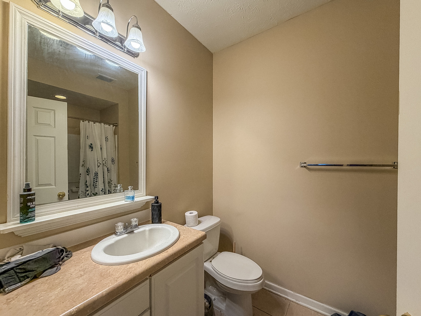 1903 N Lincoln Avenue 220 Property Photo 10