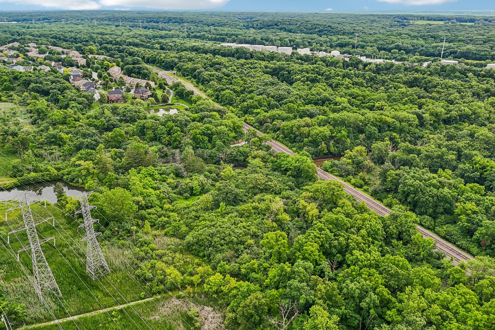 10s540 County Line Road Property Photo 4