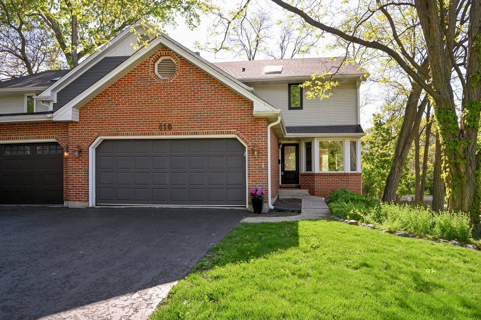 416 Lawrence Avenue Property Photo 1