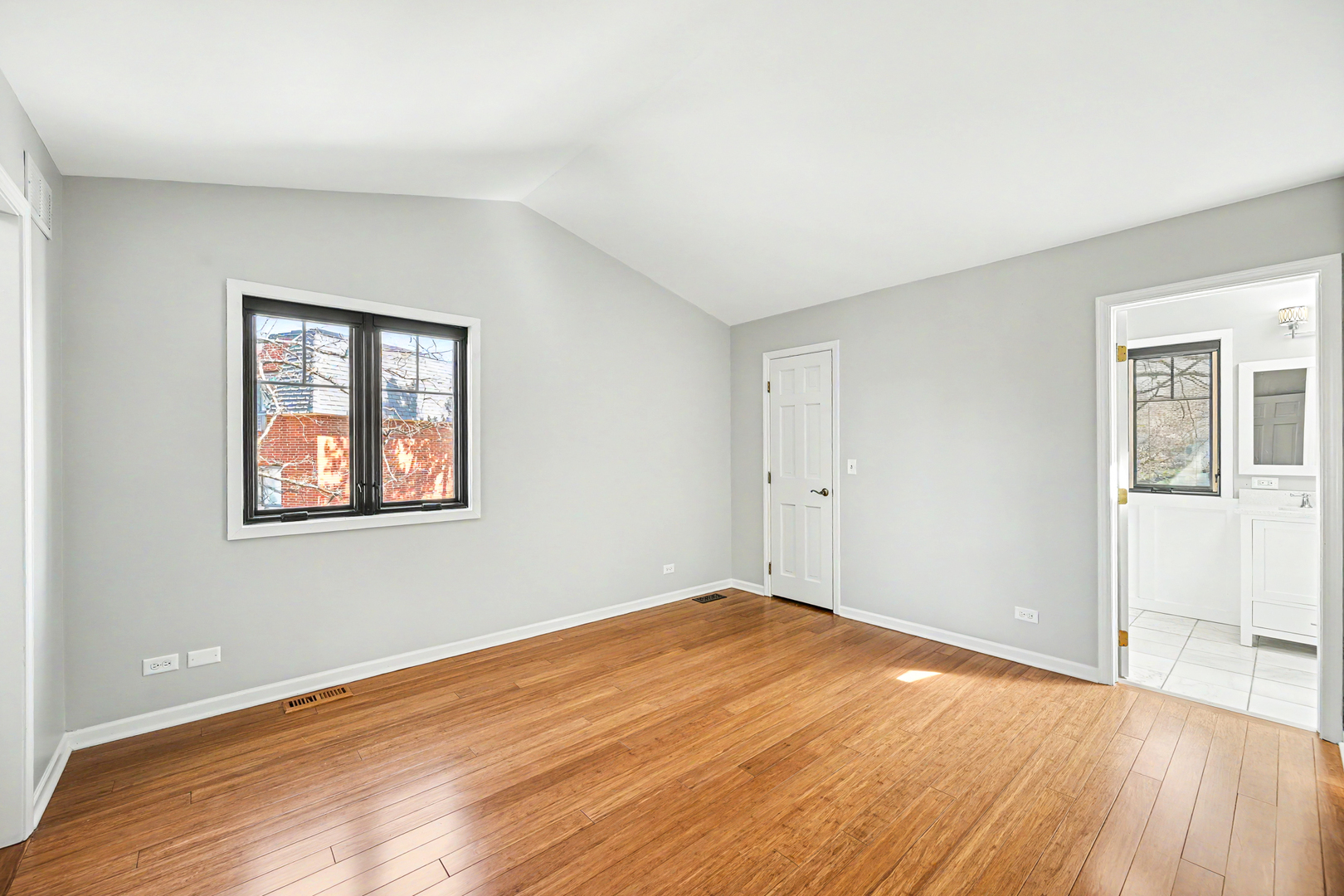 416 Lawrence Avenue Property Photo 20