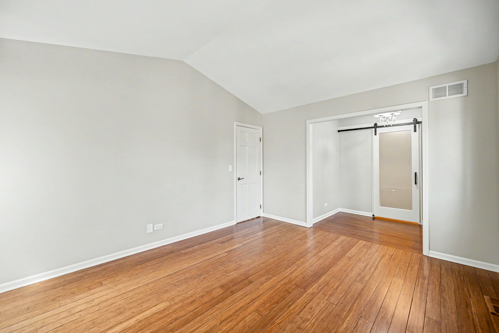 416 Lawrence Avenue Property Photo 22