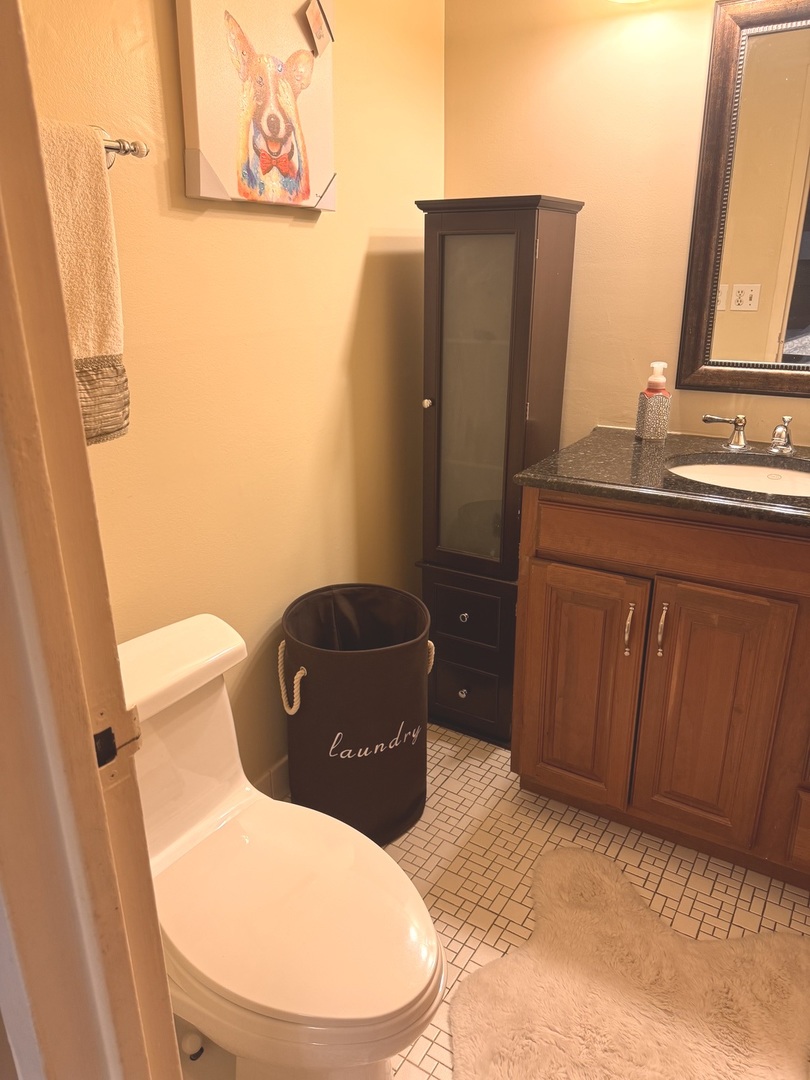 9009 Golf Road 2g Property Photo 31