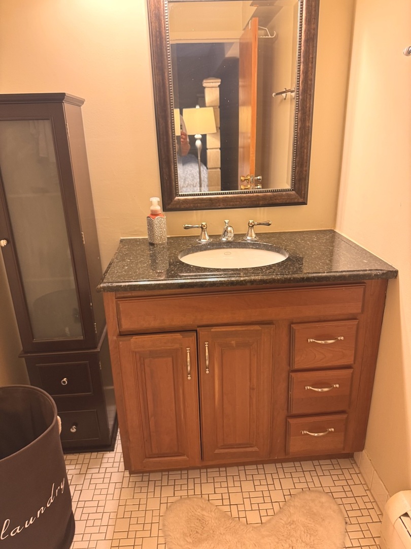 9009 Golf Road 2g Property Photo 32