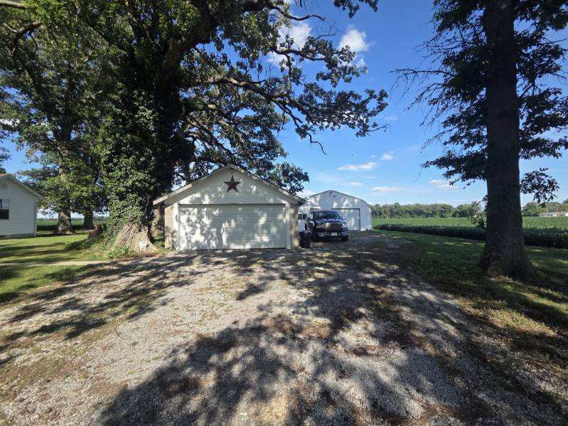 3794 Valier Carpet Road Property Photo 4