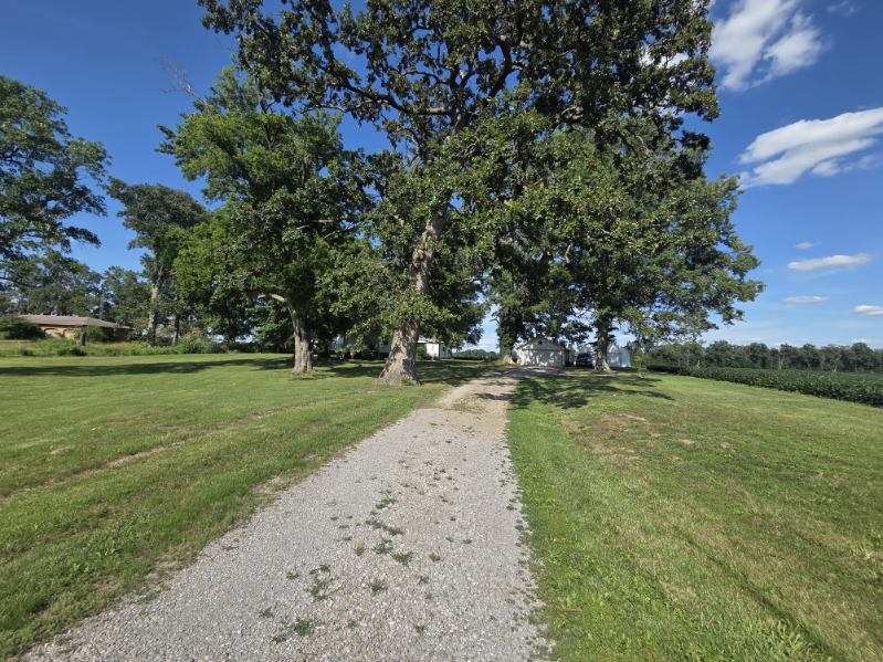 3794 Valier Carpet Road Property Photo 6