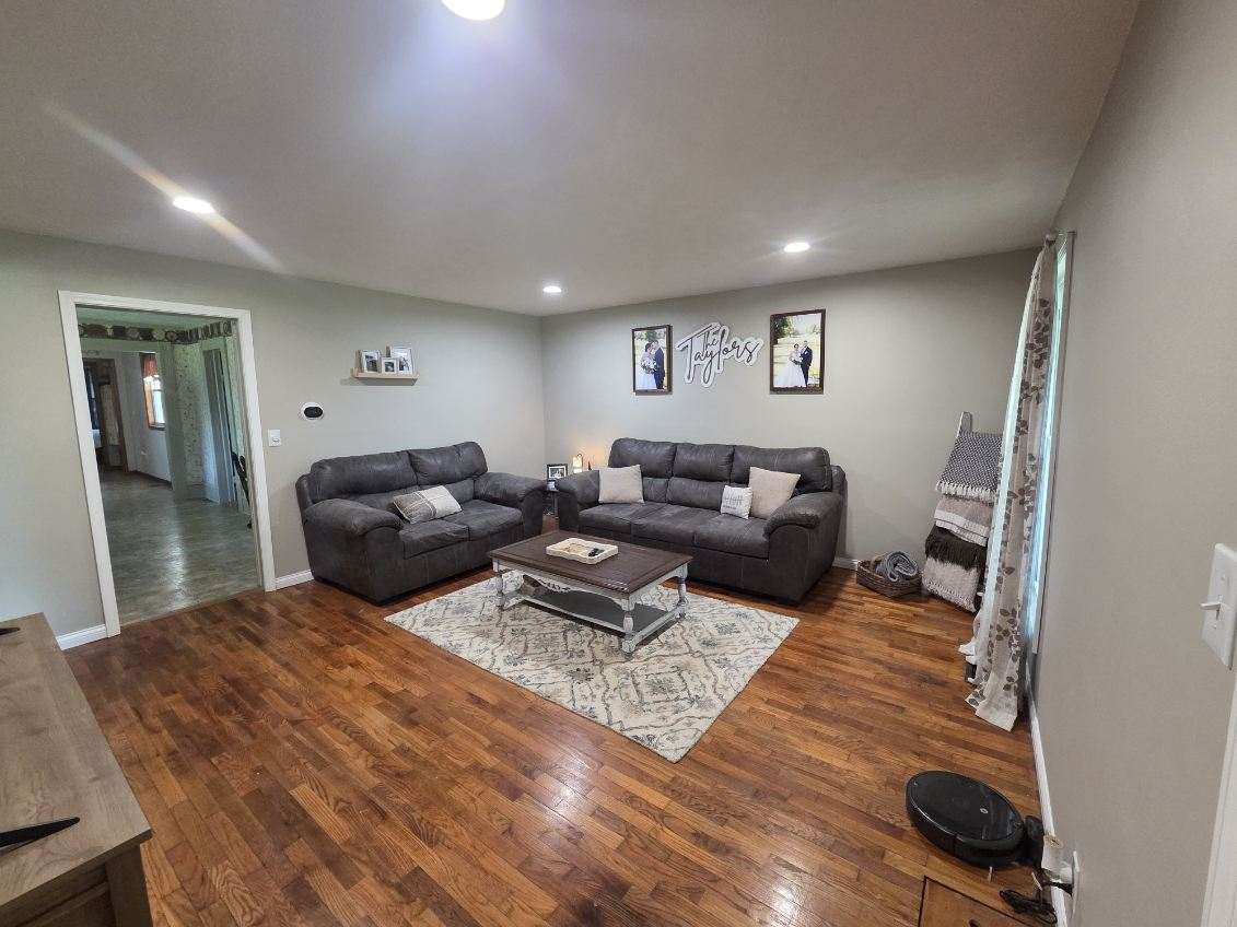 3794 Valier Carpet Road Property Photo 11