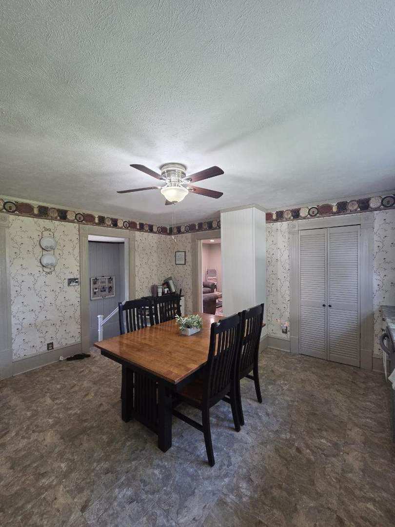 3794 Valier Carpet Road Property Photo 14