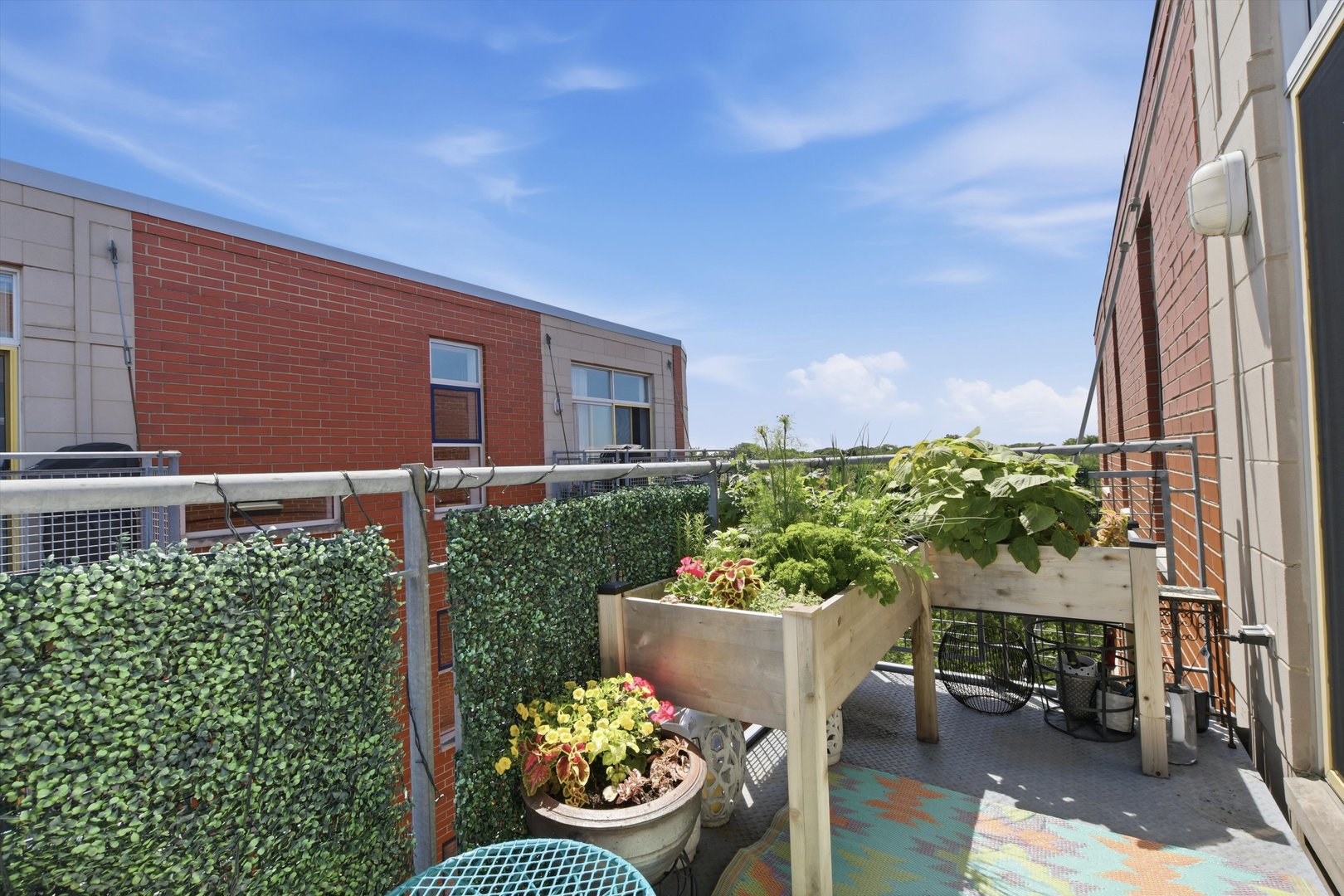 1222 Chicago Avenue 703 Property Photo 12