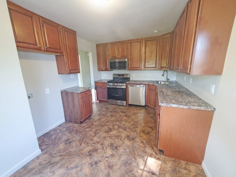 1611 36th Avenue Property Photo 6