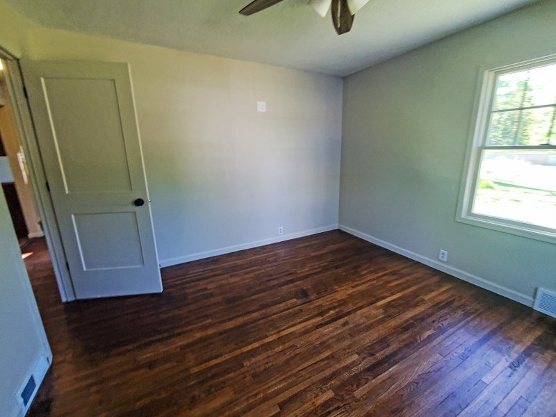 1611 36th Avenue Property Photo 8