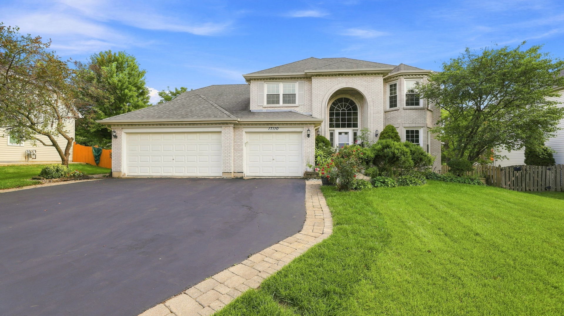 17110 Arbor Creek Drive Property Photo 2