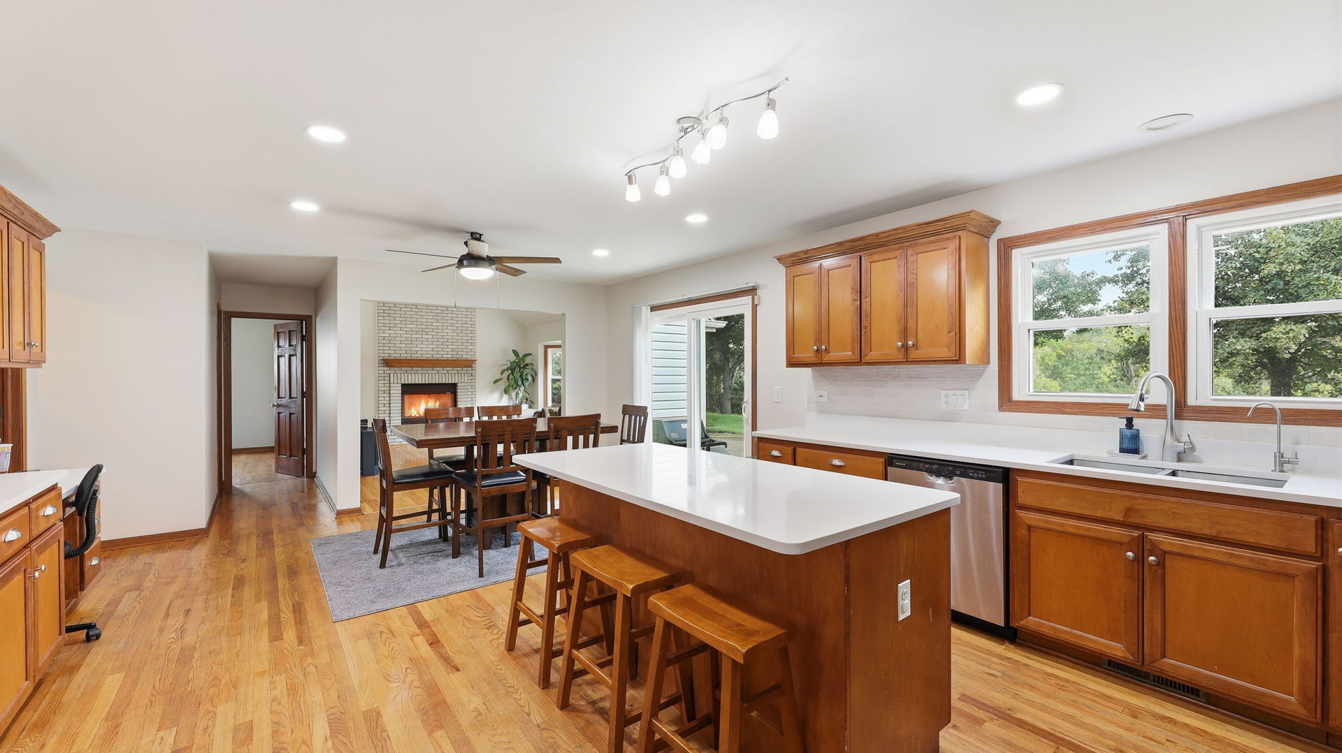 17110 Arbor Creek Drive Property Photo 12